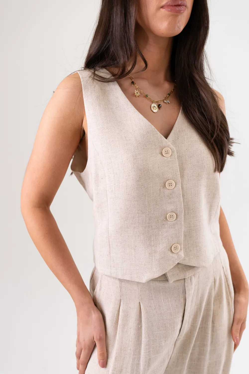 The Walk in Wardrobe Tops>Becca Linen Mix Waistcoat In Neutral