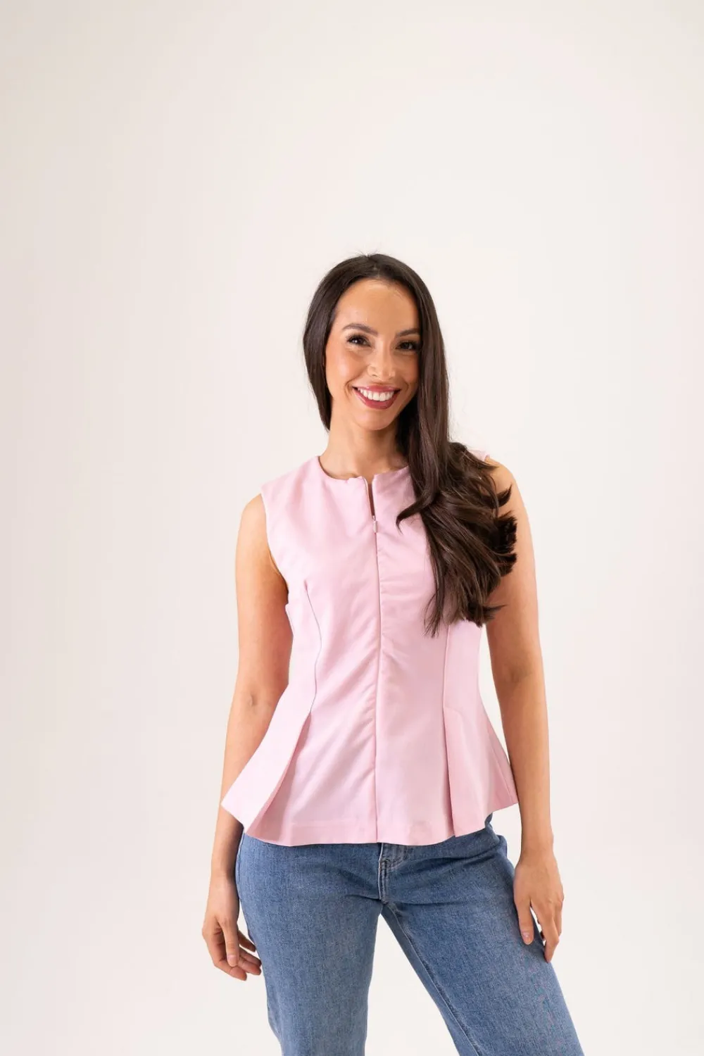 The Walk in Wardrobe Tops>Caitlyn Zip Front Top In Pink