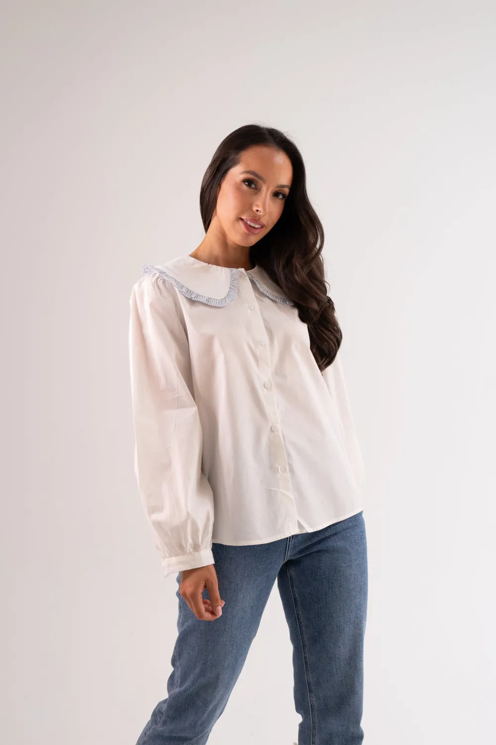 The Walk in Wardrobe Shirts>Connie Contrast Collar Shirt In White