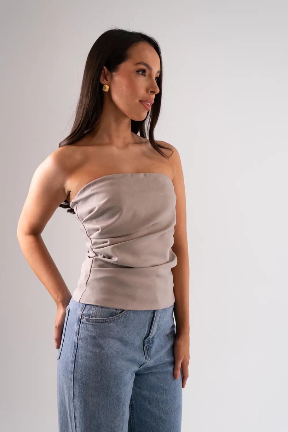 The Walk in Wardrobe Tops>Erica Draped Strapless Top In Neutral