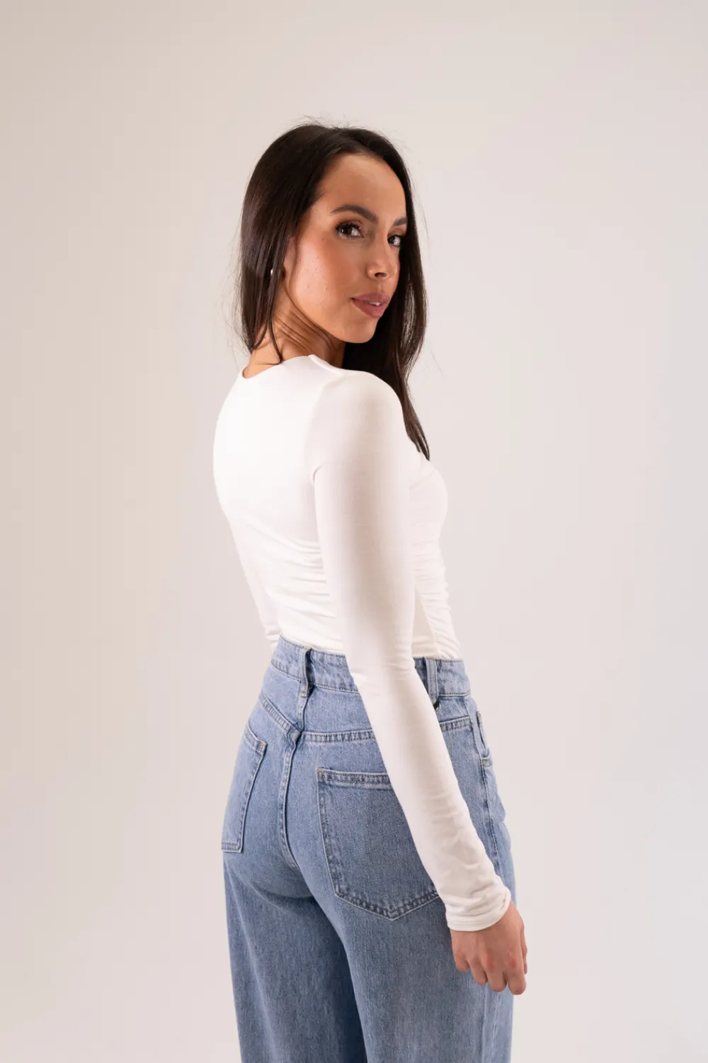 The Walk in Wardrobe Tops>Erica Long Sleeve Top In Pale Green