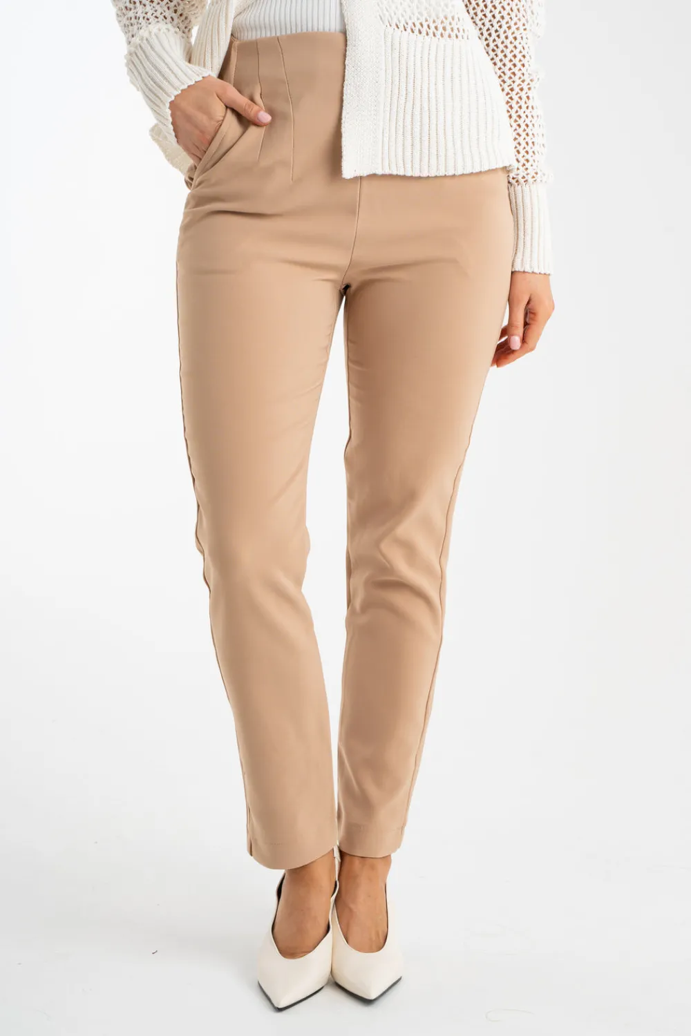 The Walk in Wardrobe Trousers>Freya Fitted Trousers In Stone