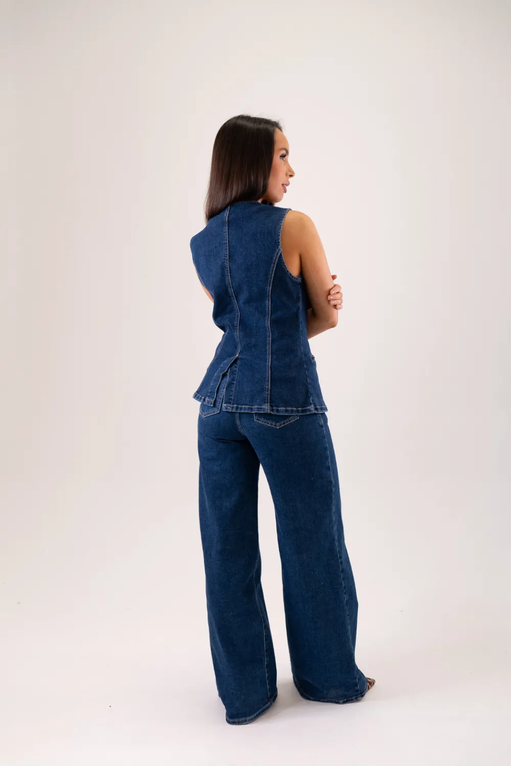 The Walk in Wardrobe Wide Leg Jeans>Love Laura Wide Leg Jeans In Light Wash