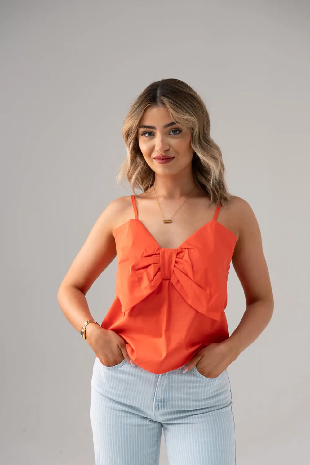 The Walk in Wardrobe Tops>Millie Bow Front Cami In Black