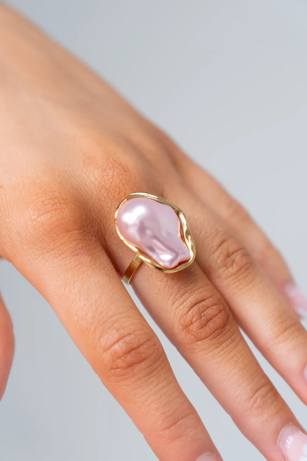 The Walk in Wardrobe Jewellery>Olive Large Stone Ring In Pink