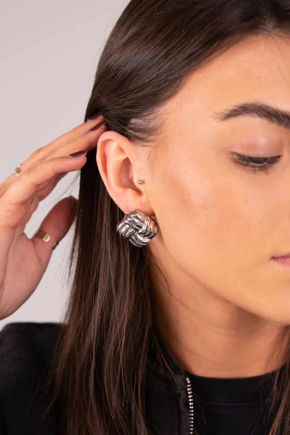 The Walk in Wardrobe Jewellery>Olive Quartered Earrings In White