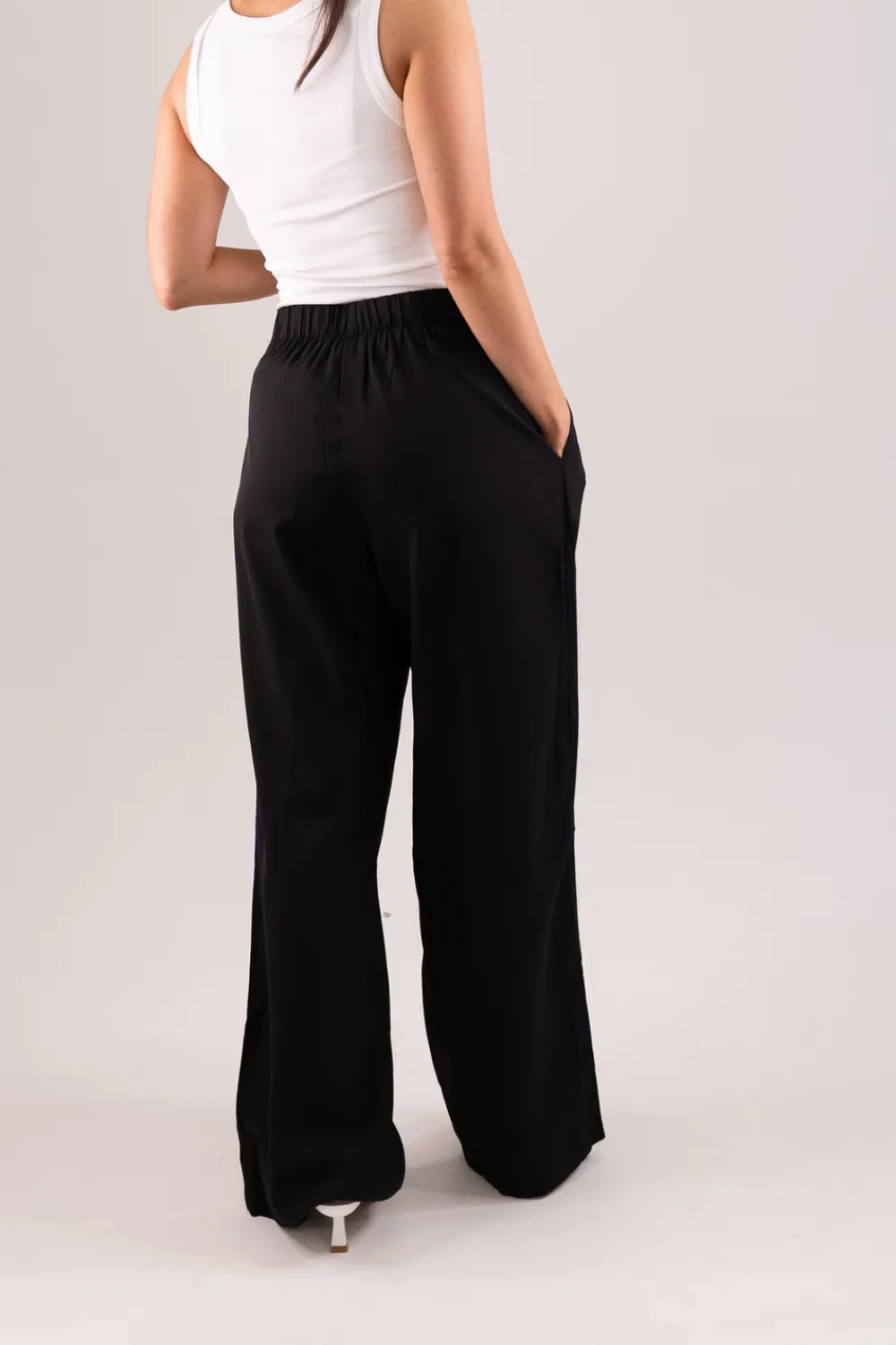 The Walk in Wardrobe Trousers>Willow Wide Leg Trousers In Chocolate